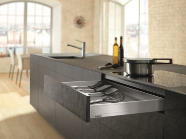 blum LEGRABOX pure Zarge M=90,3mm, NL=300 mm, Inox