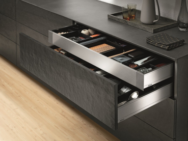 LEGRABOX pure Fronthalter, Höhe K, für Innenschubkasten li/re Inox ZI7.0KI0