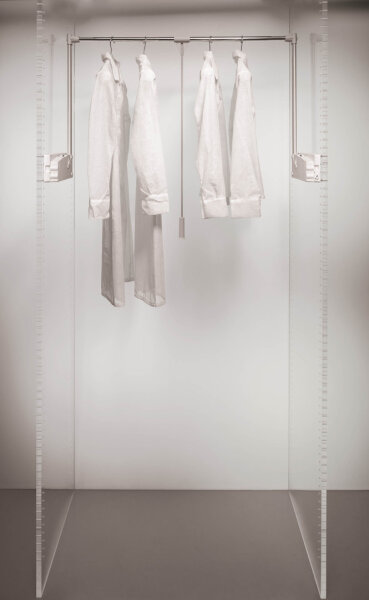 A.500.35 Kleiderlift Ambos Model LIFT 500, 10kg, lichtgrau, mit Kleiderbügelhalter