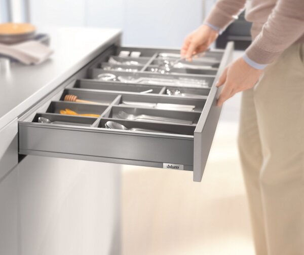 770M3002S blum LEGRABOX pure, oriongrau matt Zarge M=90,3mm, NL=300 mm