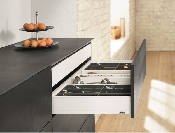 Bausatz Legrabox, Zargenhöhe M=90 mm, mit Blumotion S, Korpusschiene 40/70 kg, für Tip-On-Blumotion geeignet